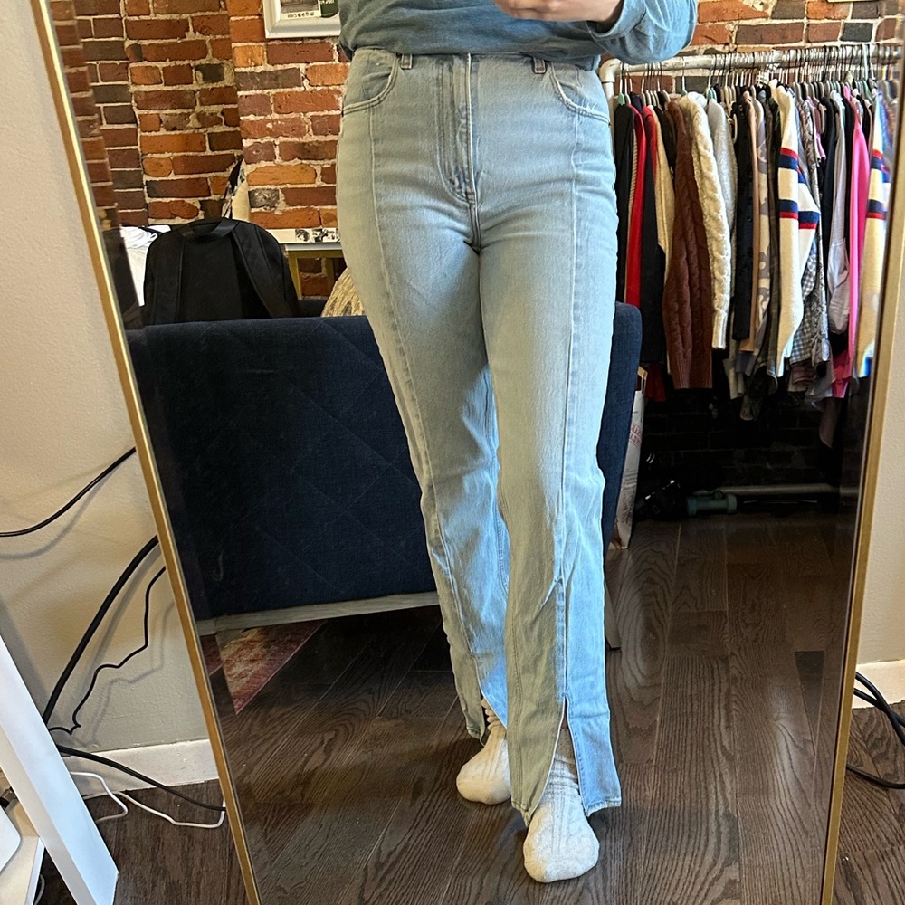 Abercrombie 90s straight ultra high rise- long